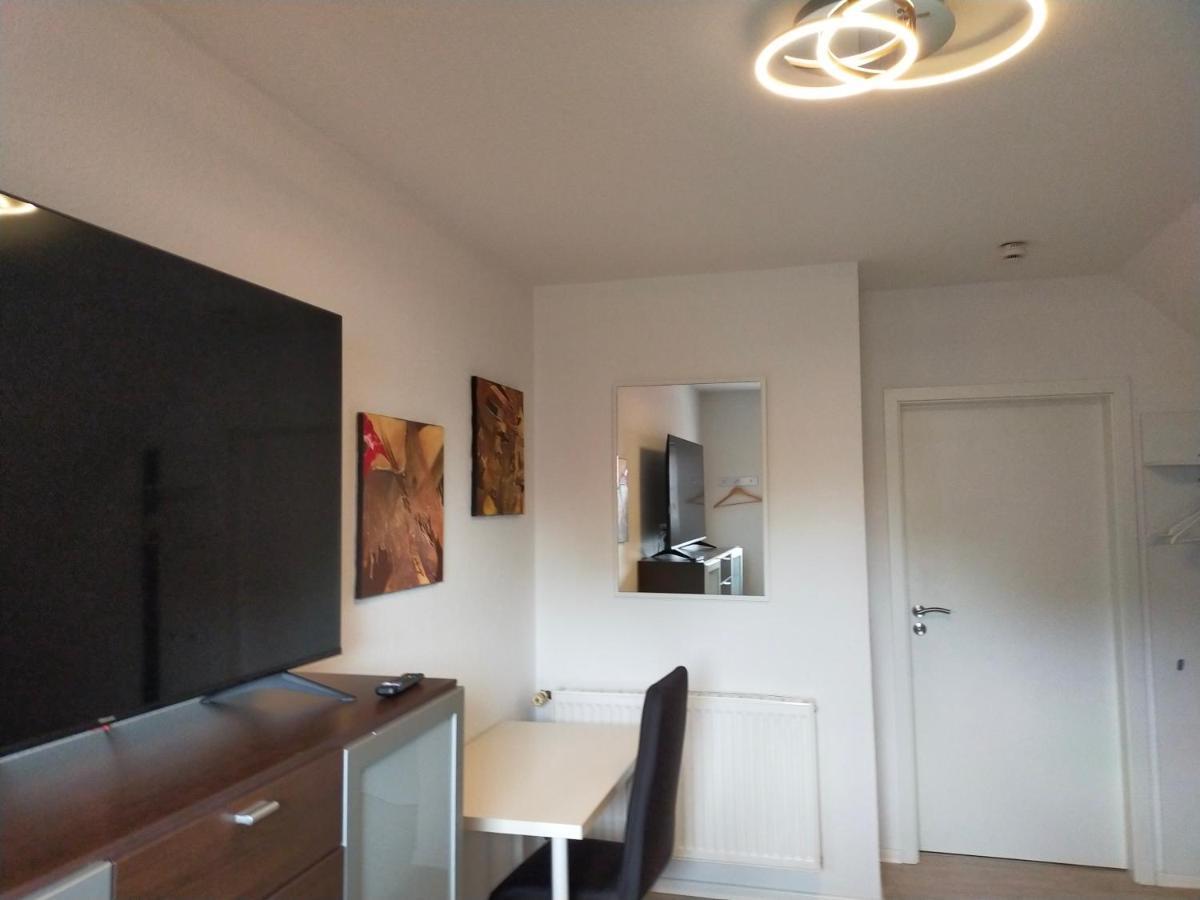 Exklusive Fewo Papenburg Mit Terrasse & Beheiztem Wintergarten פפנבורג מראה חיצוני תמונה